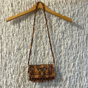 Crossbody Wallet/Purse, Multiple Pockets, Card Slots